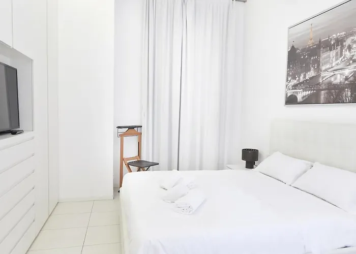Prestige Boutique Homes-duomo Apartment Milan